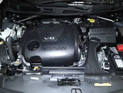 2023 Nissan Maxima SR