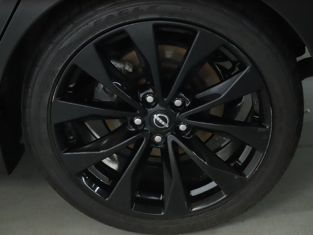 2023 Nissan Maxima SR