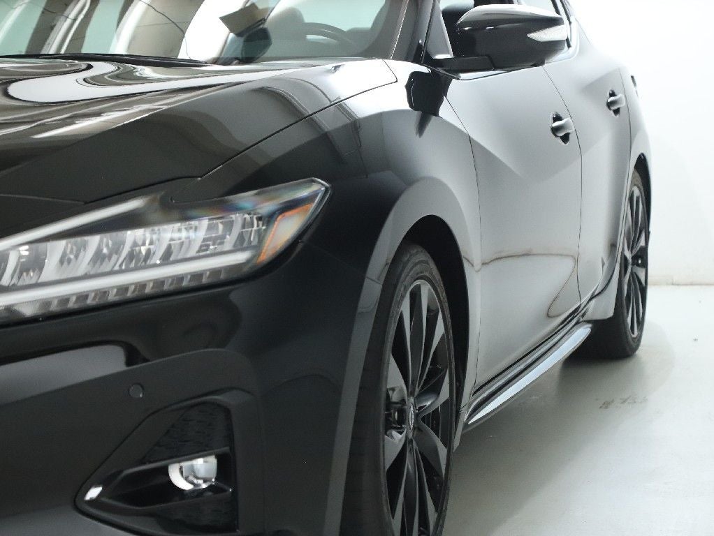 2023 Nissan Maxima SR