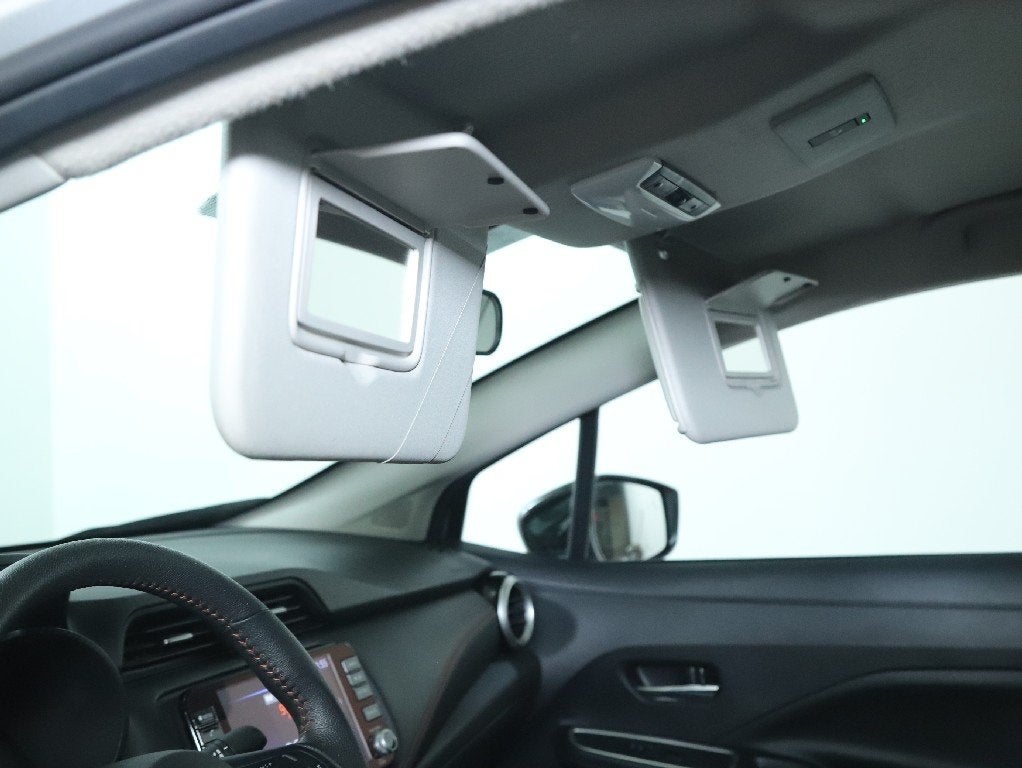 2024 Nissan Versa 1.6 SR