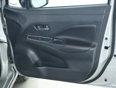 2024 Nissan Versa 1.6 SR