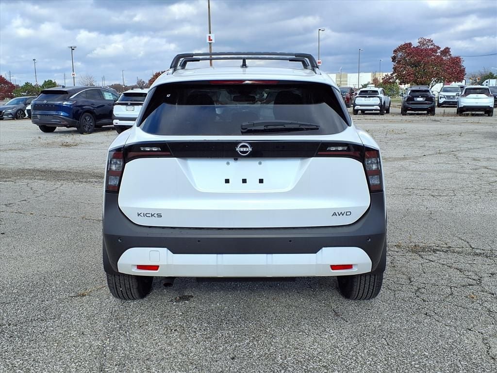 2026 Nissan Kicks SV