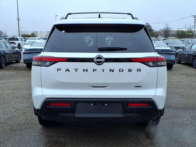 2026 Nissan Pathfinder SV