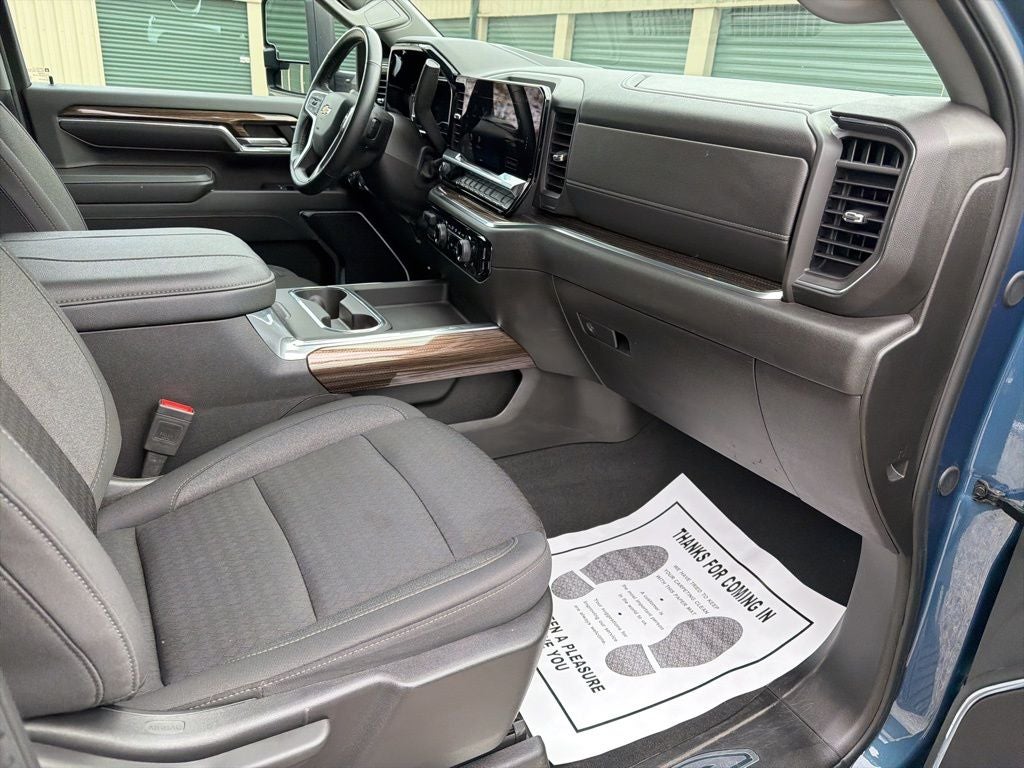 2024 Chevrolet Silverado 2500HD LT