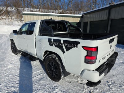 2022 Nissan Frontier SV