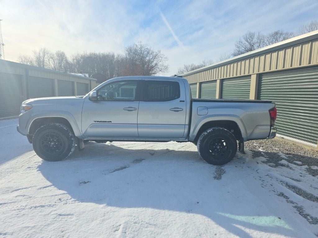 2022 Toyota Tacoma SR5 V6