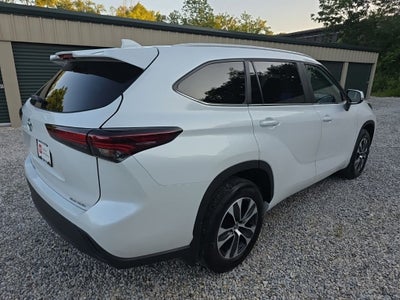 2024 Toyota Highlander XLE