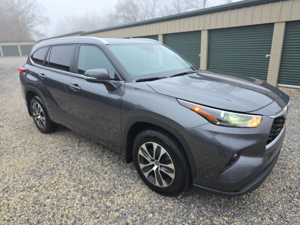 2023 Toyota Highlander XLE