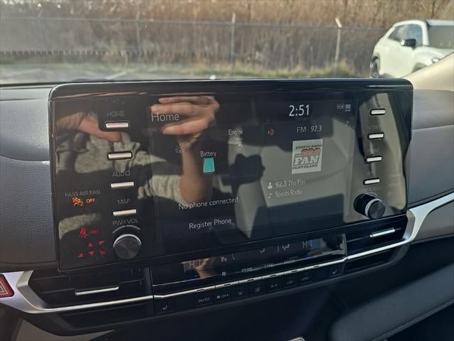 2024 Toyota Sienna XLE 8 Passenger