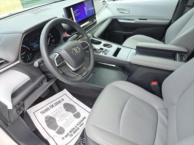 2025 Toyota Sienna XLE 7 Passenger