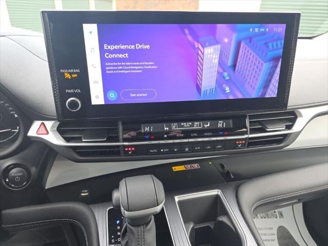 2025 Toyota Sienna XLE 7 Passenger