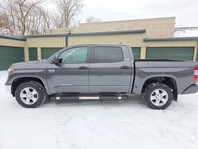 2020 Toyota Tundra SR5 5.7L V8