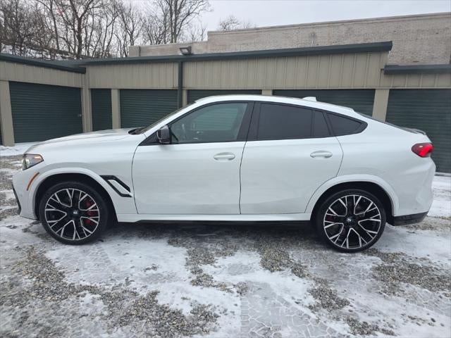 2022 BMW X6 M Base Competition Package