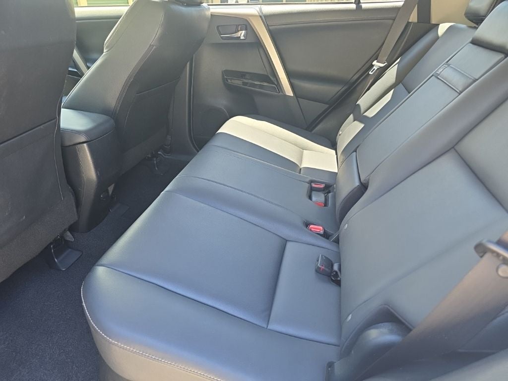 2016 Toyota RAV4 Hybrid Limited
