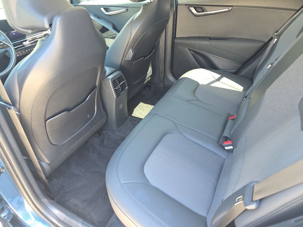 2025 Kia Niro EX