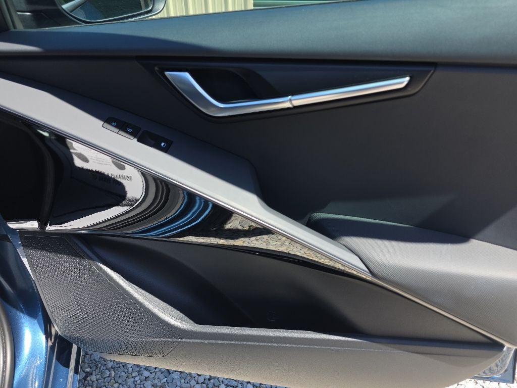2025 Kia Niro EX