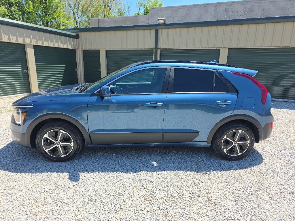 2025 Kia Niro EX