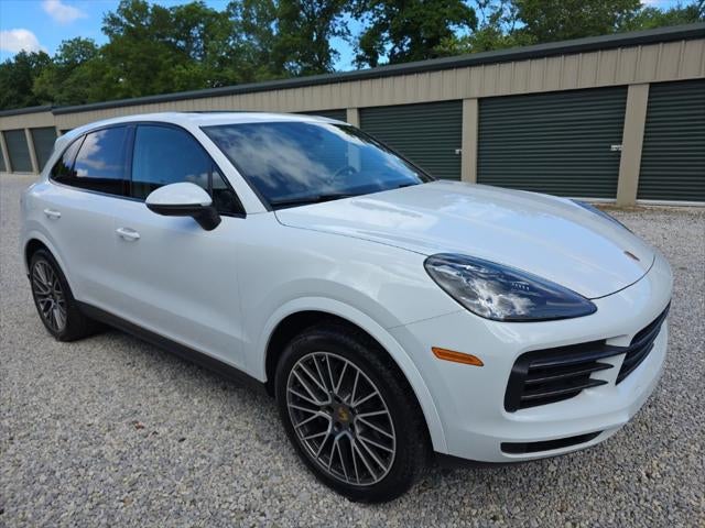 2023 Porsche Cayenne Platinum Edition