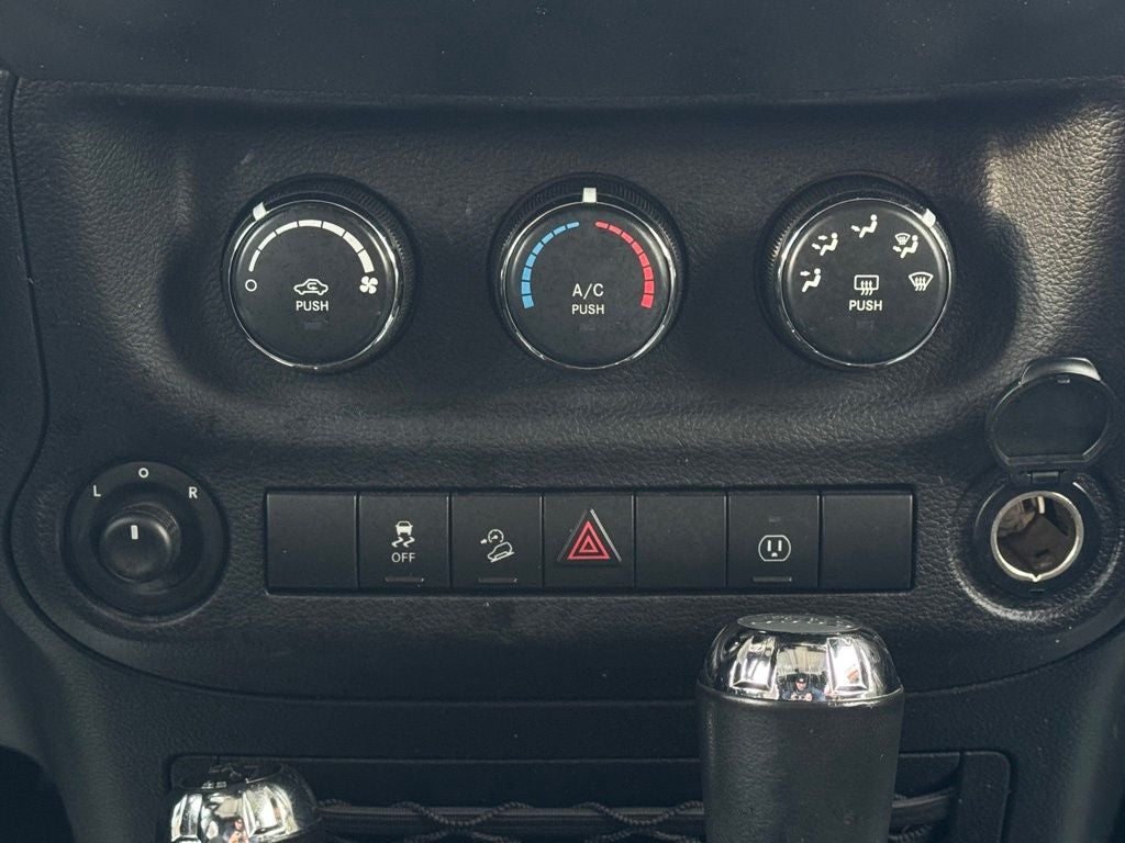 2018 Jeep Wrangler JK Unlimited Sahara