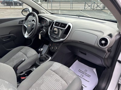 2019 Chevrolet Sonic LS