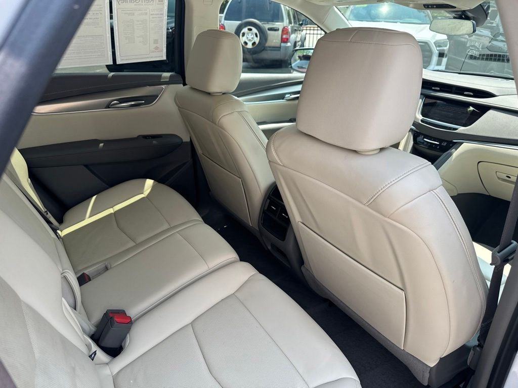 2022 Cadillac XT5 Premium Luxury
