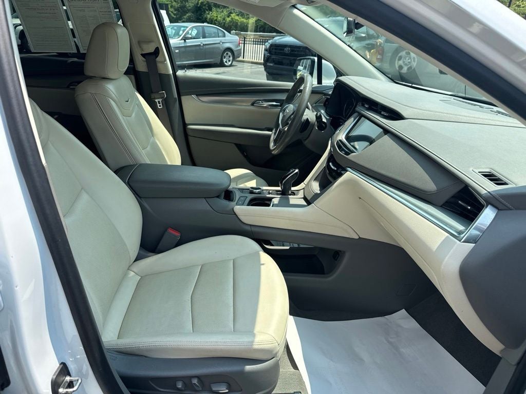 2022 Cadillac XT5 Premium Luxury