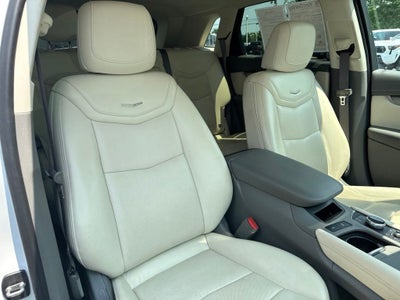 2022 Cadillac XT5 Premium Luxury
