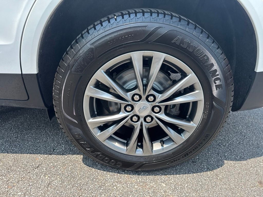 2022 Cadillac XT5 Premium Luxury