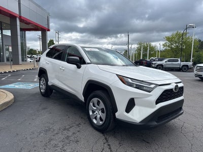 2024 Toyota RAV4 LE
