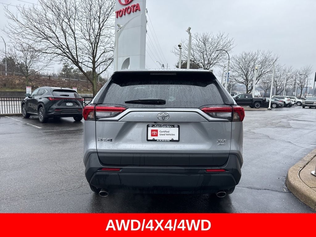 2025 Toyota RAV4 XLE