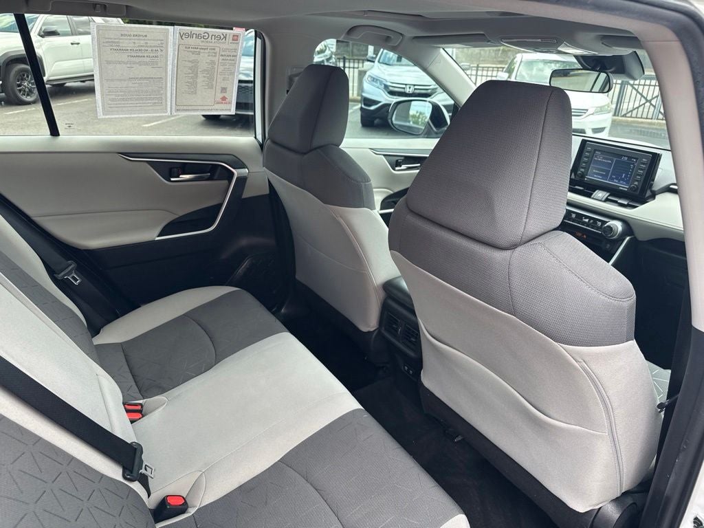 2021 Toyota RAV4 XLE