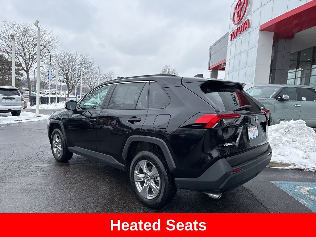2025 Toyota RAV4 XLE