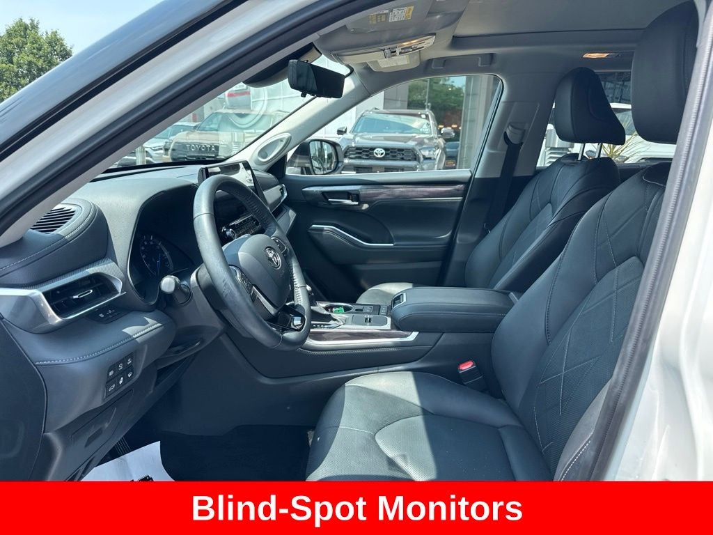 2020 Toyota Highlander Hybrid Platinum