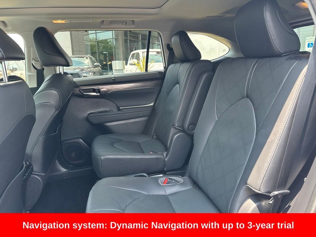 2020 Toyota Highlander Hybrid Platinum