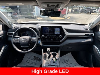 2020 Toyota Highlander Hybrid Platinum