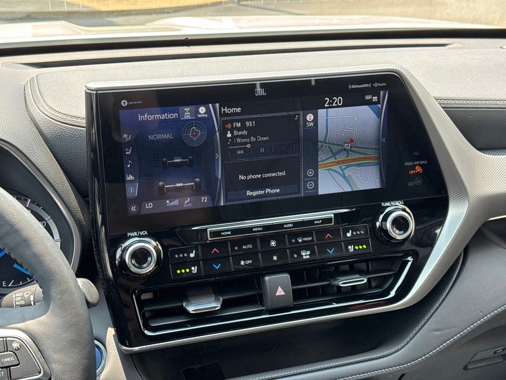 2020 Toyota Highlander Hybrid Platinum