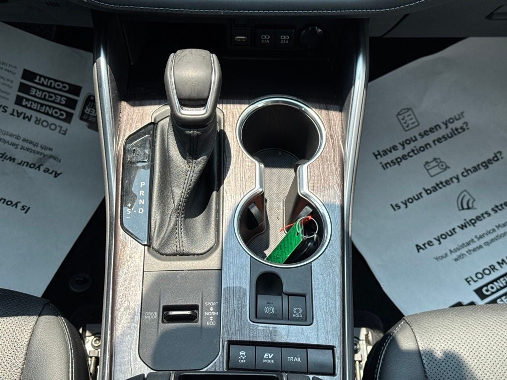 2020 Toyota Highlander Hybrid Platinum