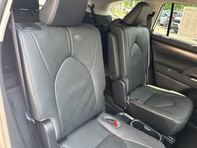 2020 Toyota Highlander Hybrid Platinum