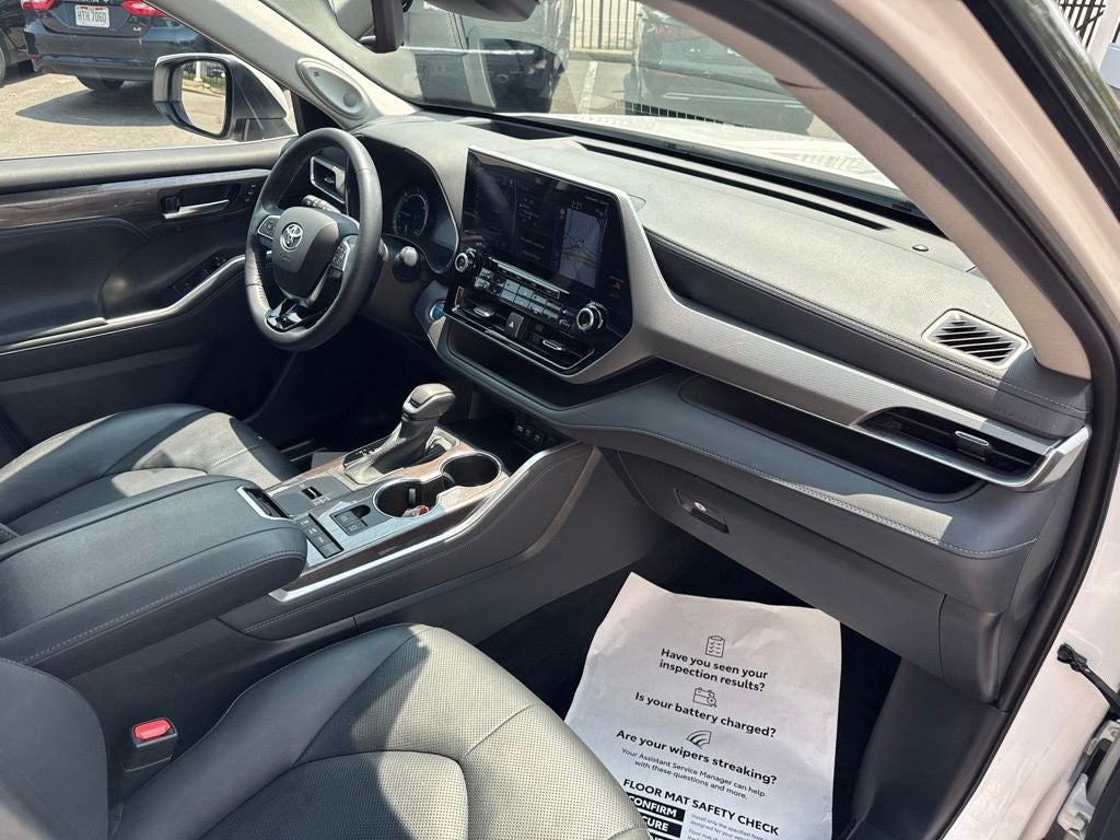 2020 Toyota Highlander Hybrid Platinum