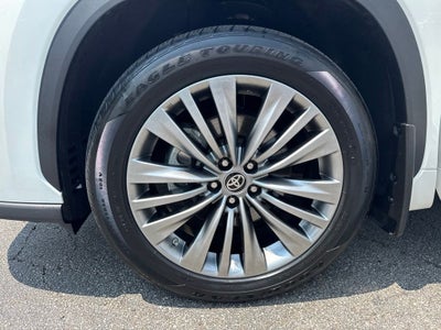 2020 Toyota Highlander Hybrid Platinum