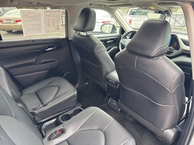2024 Toyota Highlander XLE