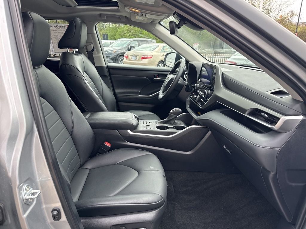 2024 Toyota Highlander XLE