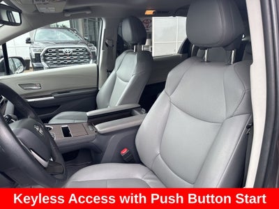 2023 Toyota Sienna XLE 8 Passenger