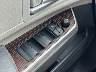 2023 Toyota Sienna XLE 8 Passenger