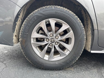 2023 Toyota Sienna XLE 8 Passenger