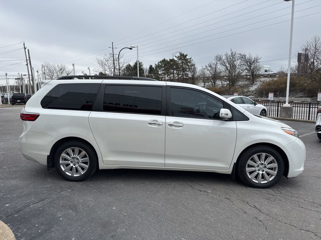 2017 Toyota Sienna Limited Premium 7 Passenger