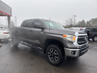 2015 Toyota Tundra SR5