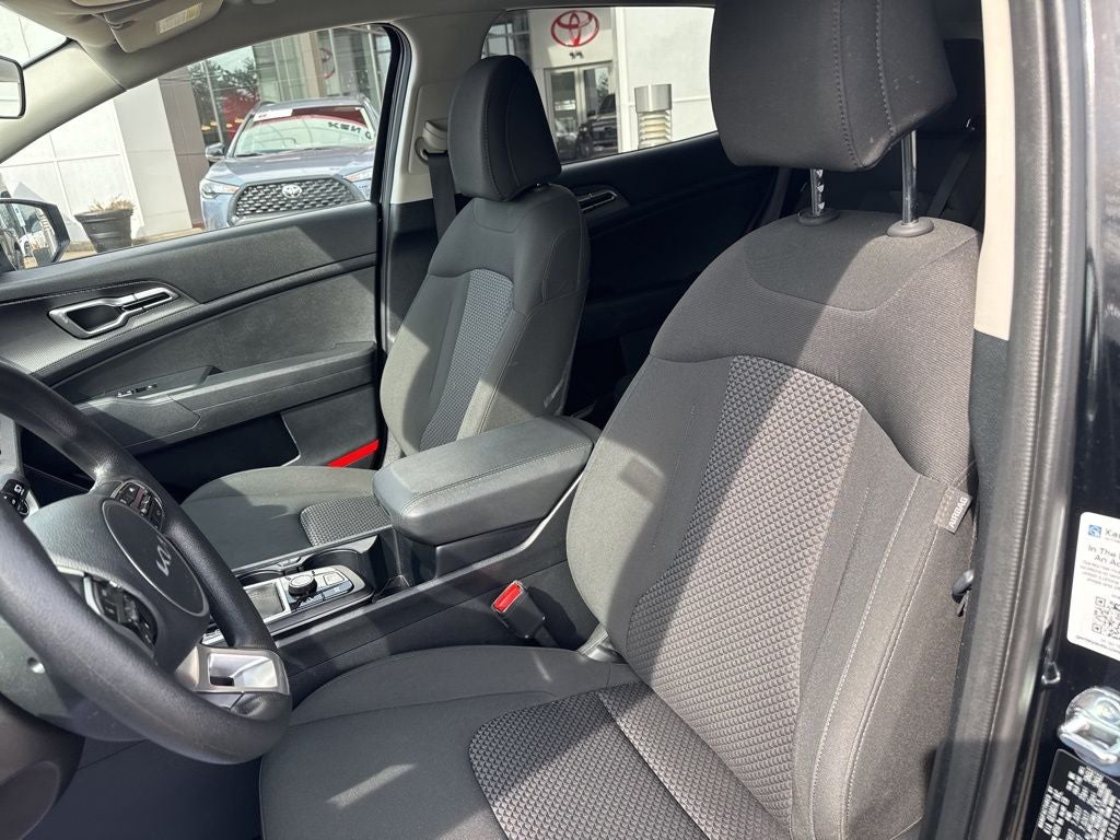 2025 Kia Sportage LX