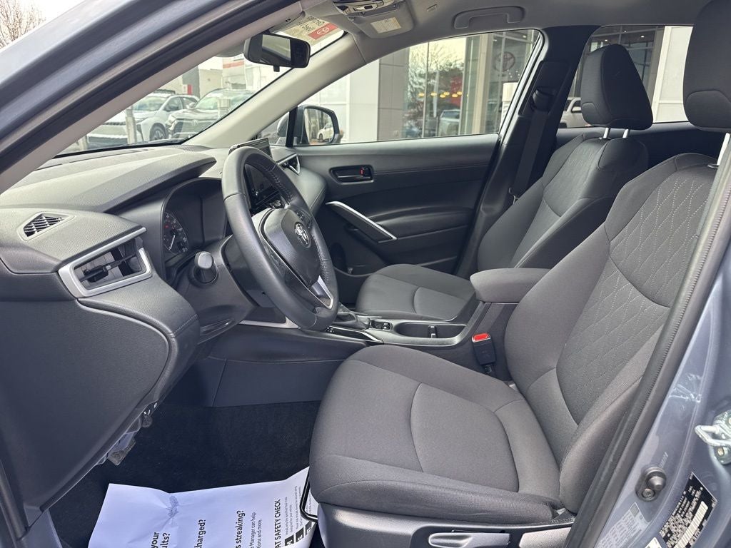 2025 Toyota Corolla Cross LE