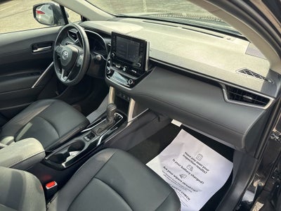 2022 Toyota Corolla Cross XLE